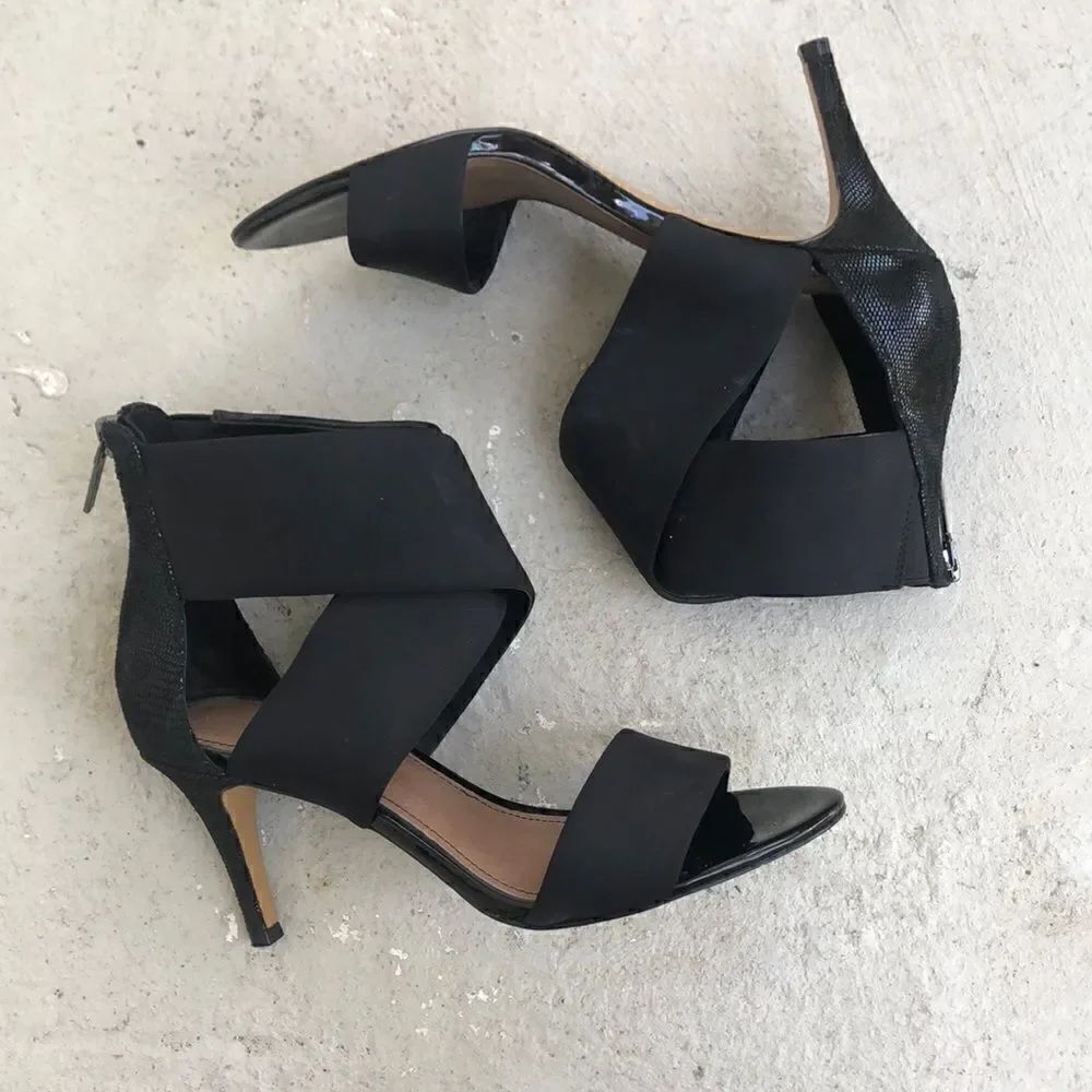 Donald J Pliner  heeled sandals